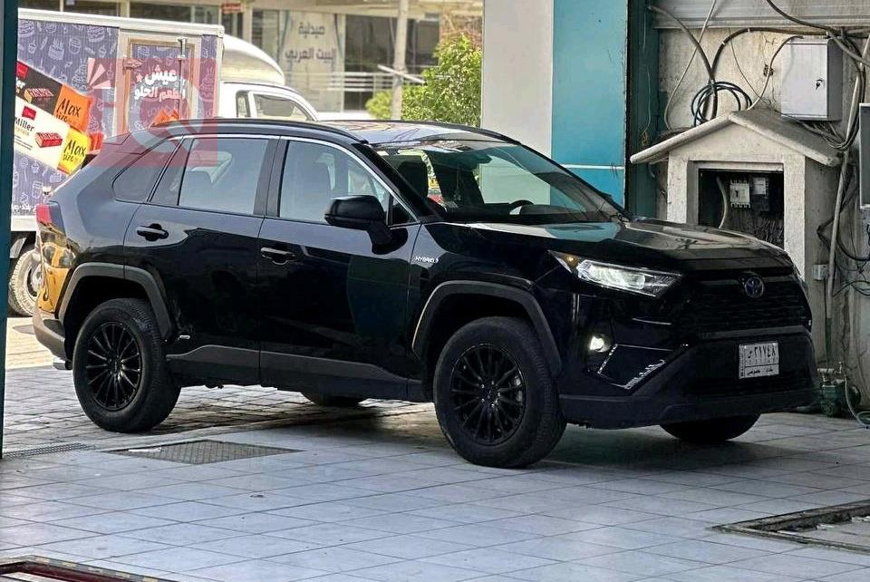 تۆیۆتا ڕاڤ 4